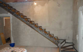 Домашняя лестница на второй этаж своими руками из профильной трубы