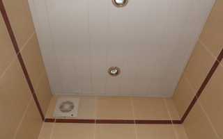 Как сделать потолок в туалете своими руками видео